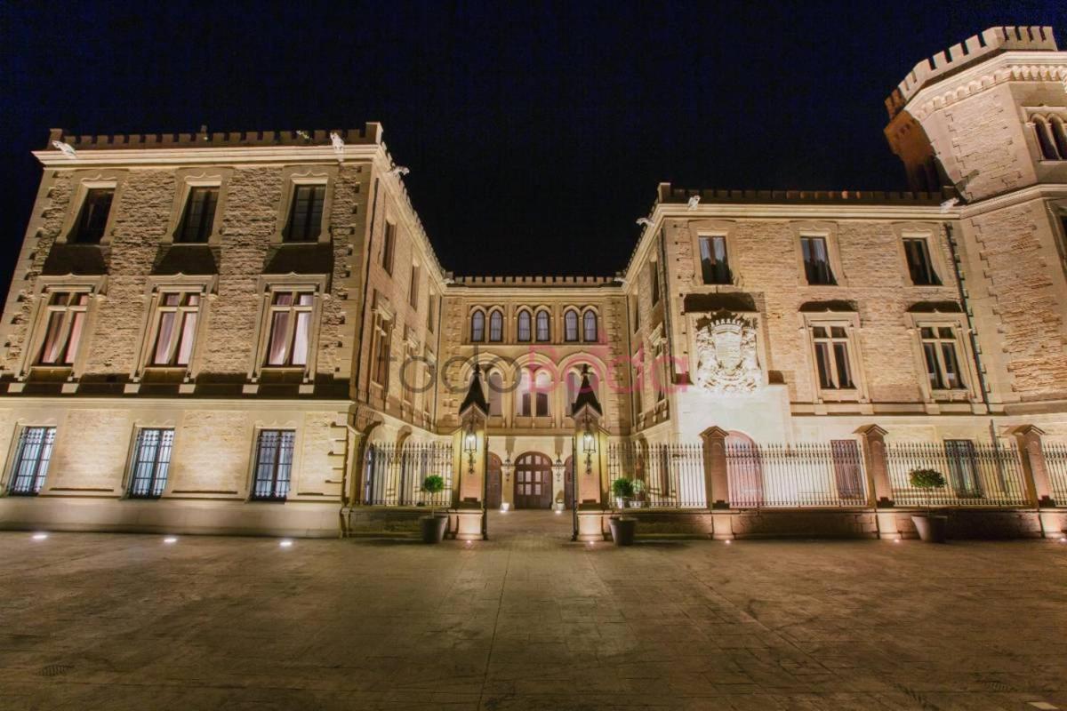 Apartamento Turistico Gala Дикастильо Экстерьер фото